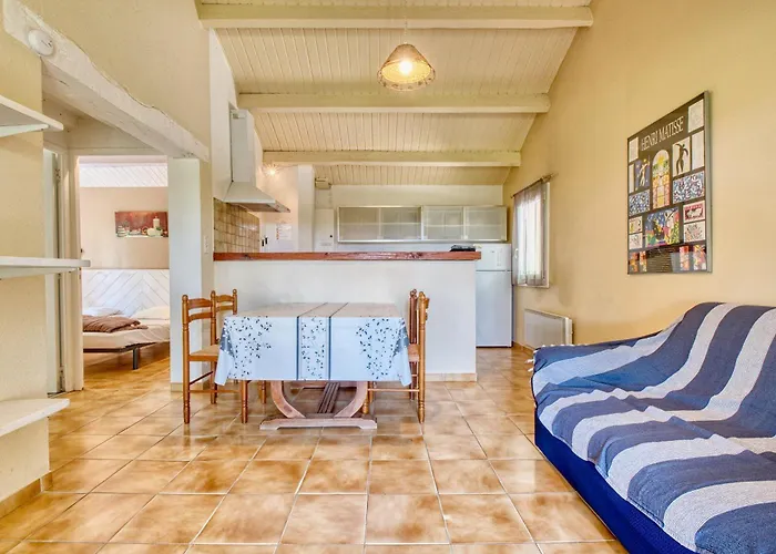 Cantou Nyaraló Salignac Eyvigues